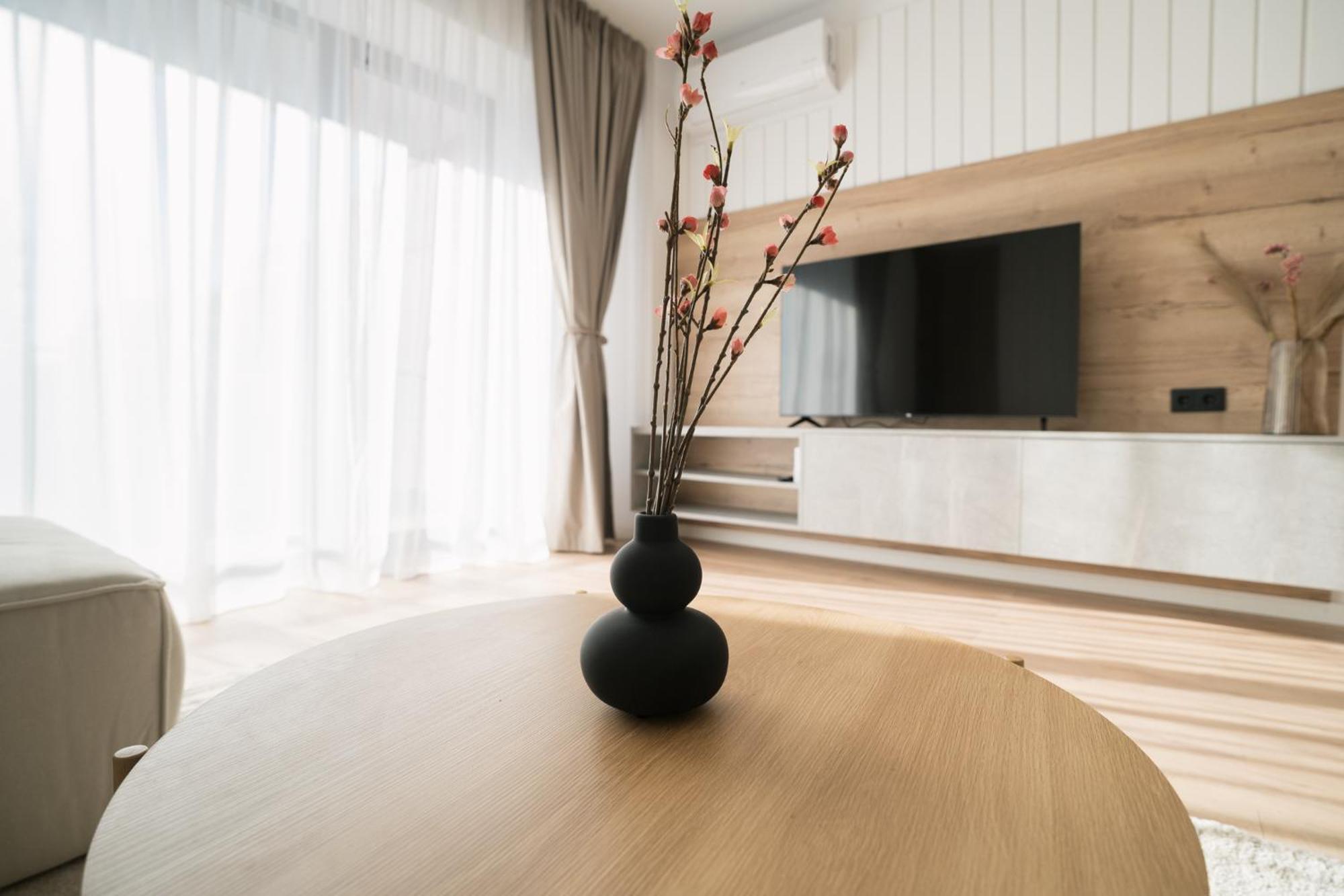 Flow Apartment 1 Bedroom With Parking Клуж-Напока Экстерьер фото