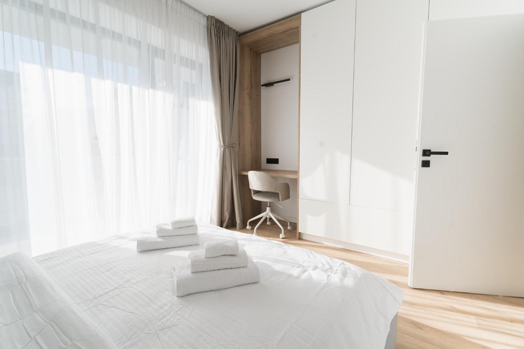 Flow Apartment 1 Bedroom With Parking Клуж-Напока Экстерьер фото